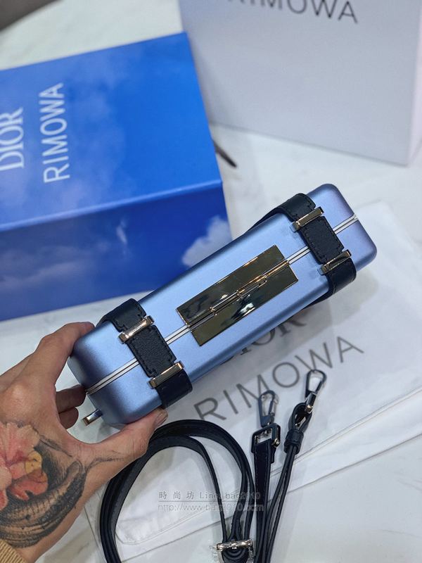 Dior包 迪奧 Dior X RIMOWA膠囊合作系列 磨砂質感的鋁制外殼 Dior高端小箱挎包  Dyd1441
